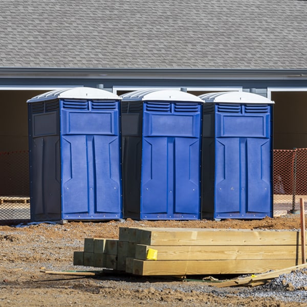 can i customize the exterior of the porta potties with my event logo or branding in Leando IA